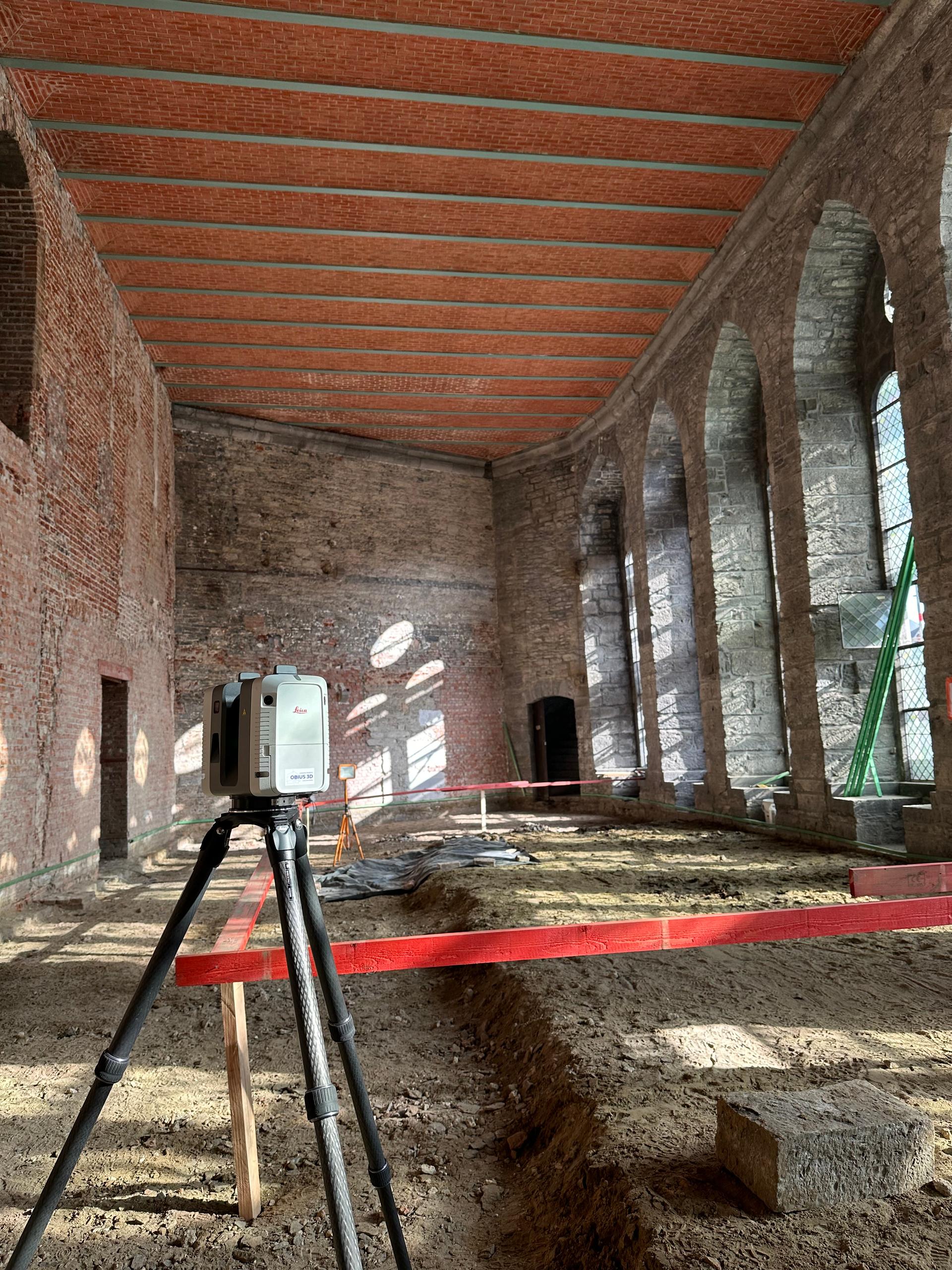 Opmeting raamopeningen Duivelsteen Gent — 1 foto.jpeg